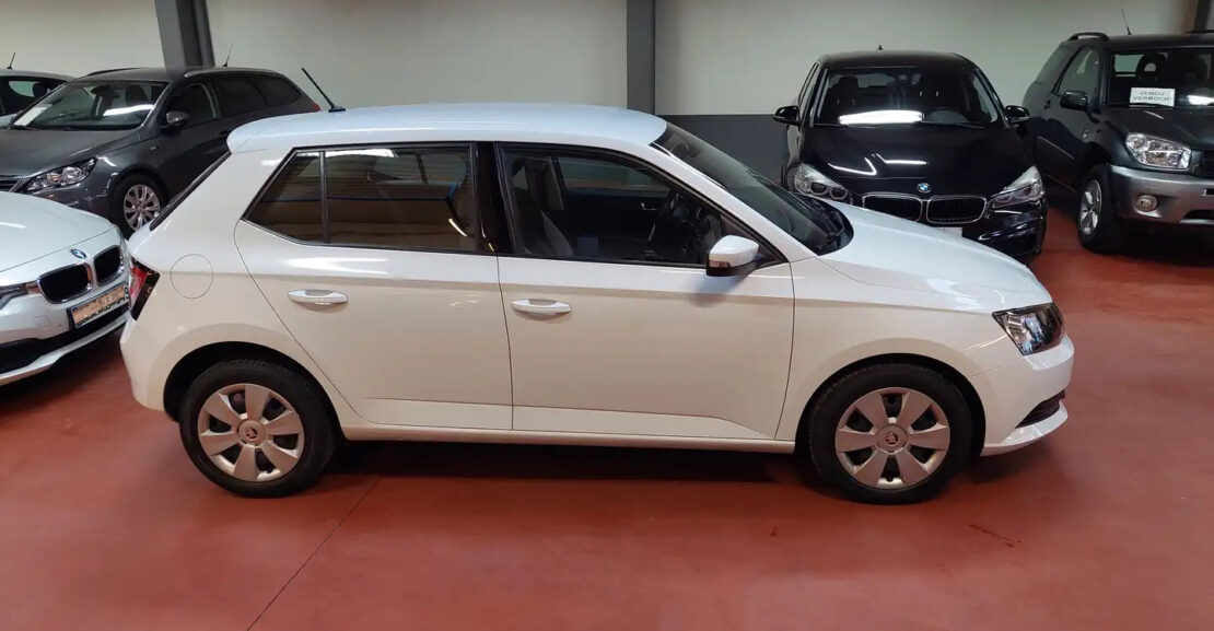 Skoda Fabia 1.0i Ambition * Park Sensor * Garantie complet