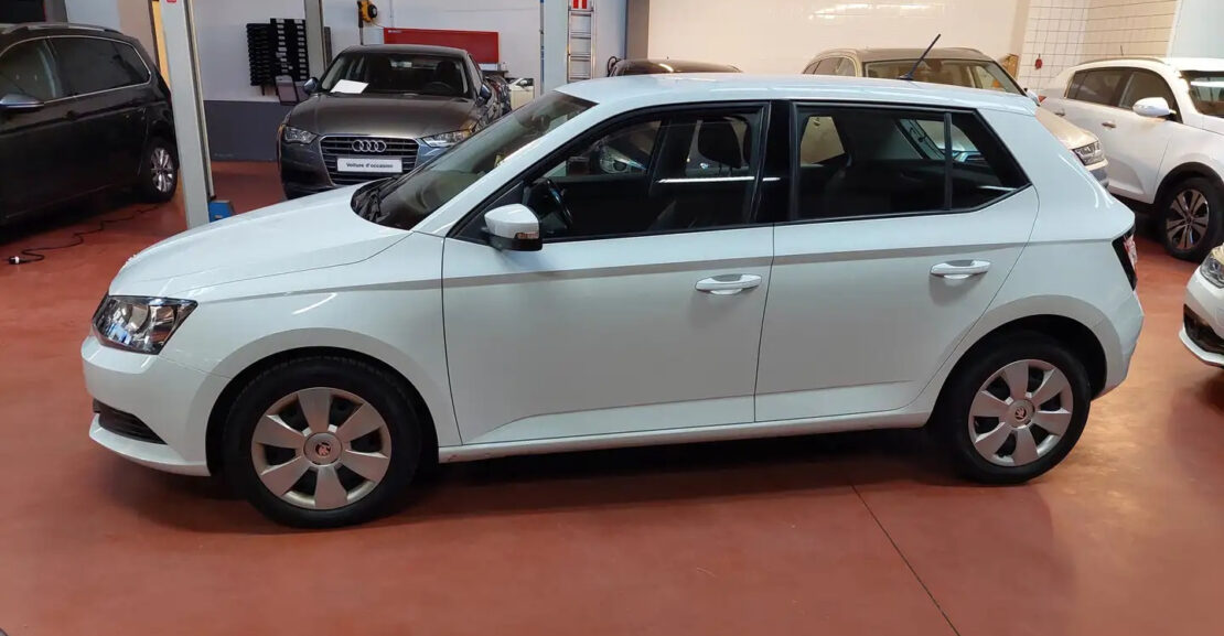 Skoda Fabia 1.0i Ambition * Park Sensor * Garantie complet