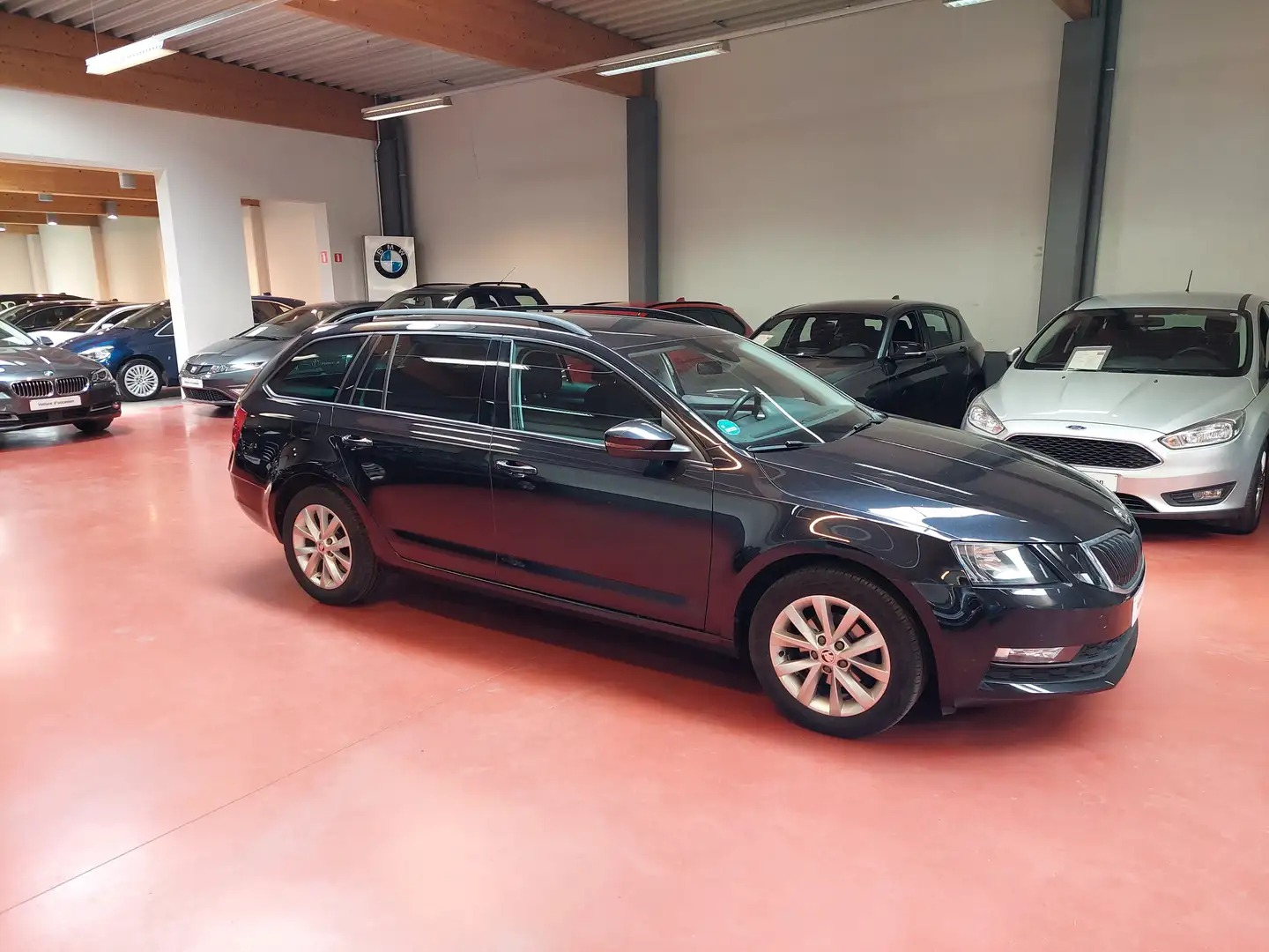 Skoda Octavia 1.6 TDi * NAVI + CAMERA * Garantie