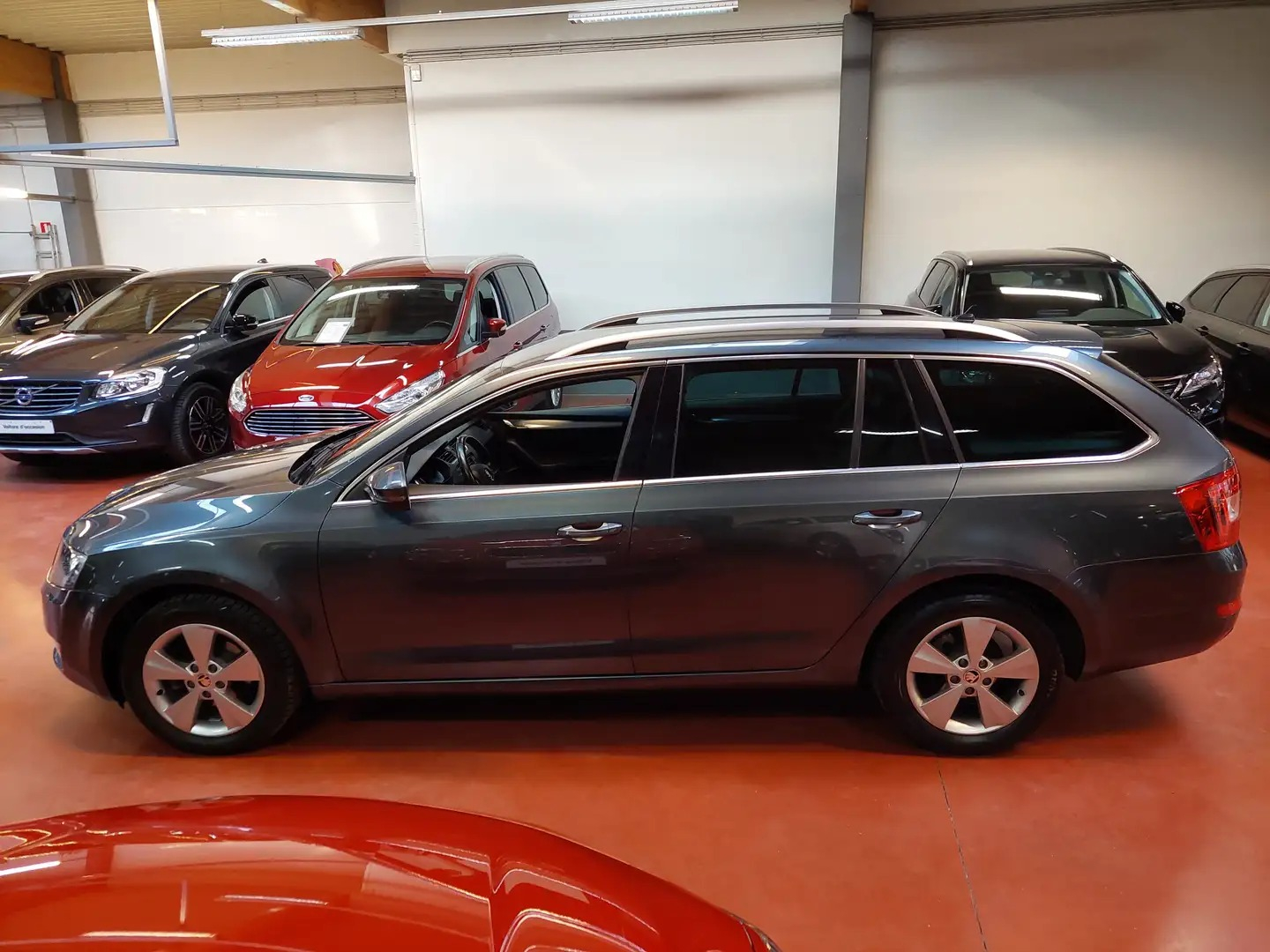 Skoda Octavia 1.6 TDi Style / NAVI + XENON + CAMERA + KeyLessGO