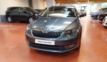 Skoda Octavia 1.6 TDi Style / NAVI + XENON + CAMERA + KeyLessGO complet