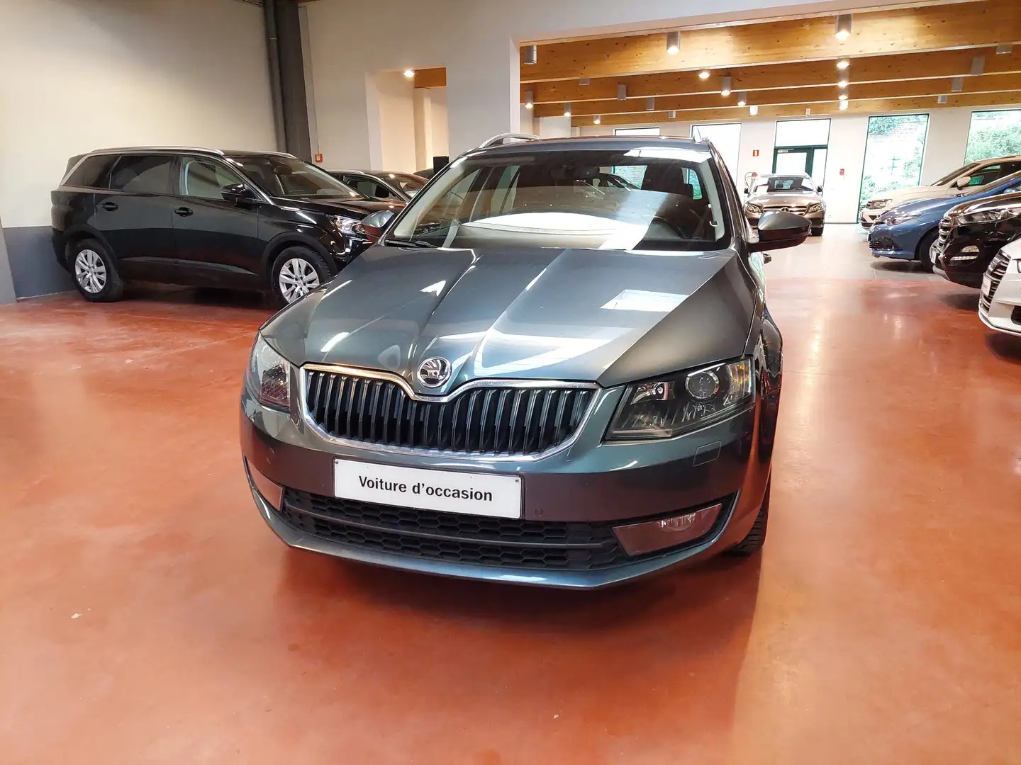 Skoda Octavia 1.6 TDi Style / NAVI + XENON + CAMERA + KeyLessGO