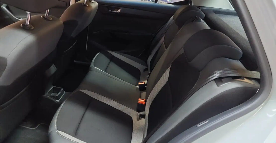 Skoda Fabia 1.0i Ambition * Park Sensor * Garantie complet