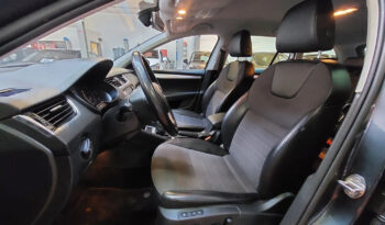 Skoda Octavia 1.6 TDi Style / NAVI + XENON + CAMERA + KeyLessGO complet