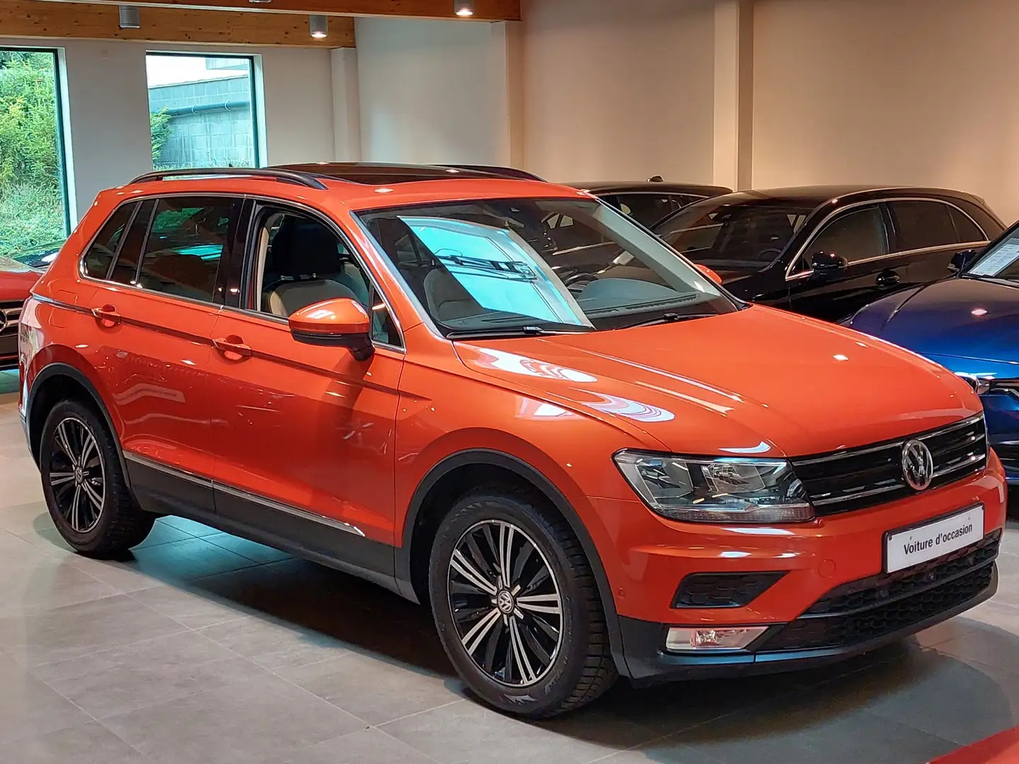 Volkswagen Tiguan 2.0 TDi * PANO * CUIR * CAMERA 360 * Garantie