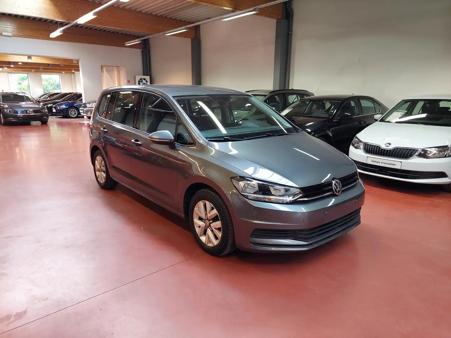 Volkswagen Touran 1.6 TDi * Euro 6b * NAVI * Garantie