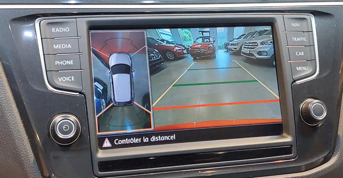 Volkswagen Tiguan 2.0 TDi * PANO * CUIR * CAMERA 360 * Garantie complet