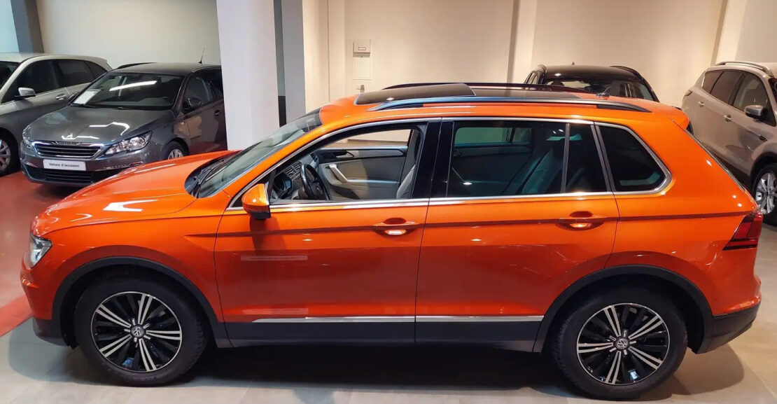 Volkswagen Tiguan 2.0 TDi * PANO * CUIR * CAMERA 360 * Garantie complet