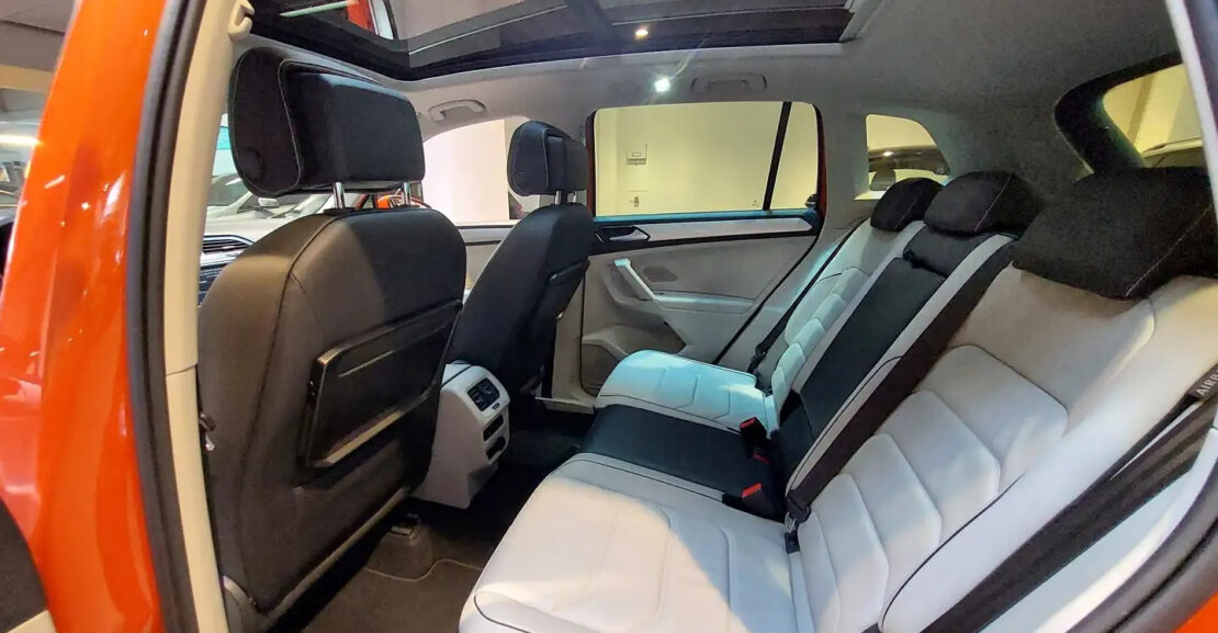 Volkswagen Tiguan 2.0 TDi * PANO * CUIR * CAMERA 360 * Garantie complet