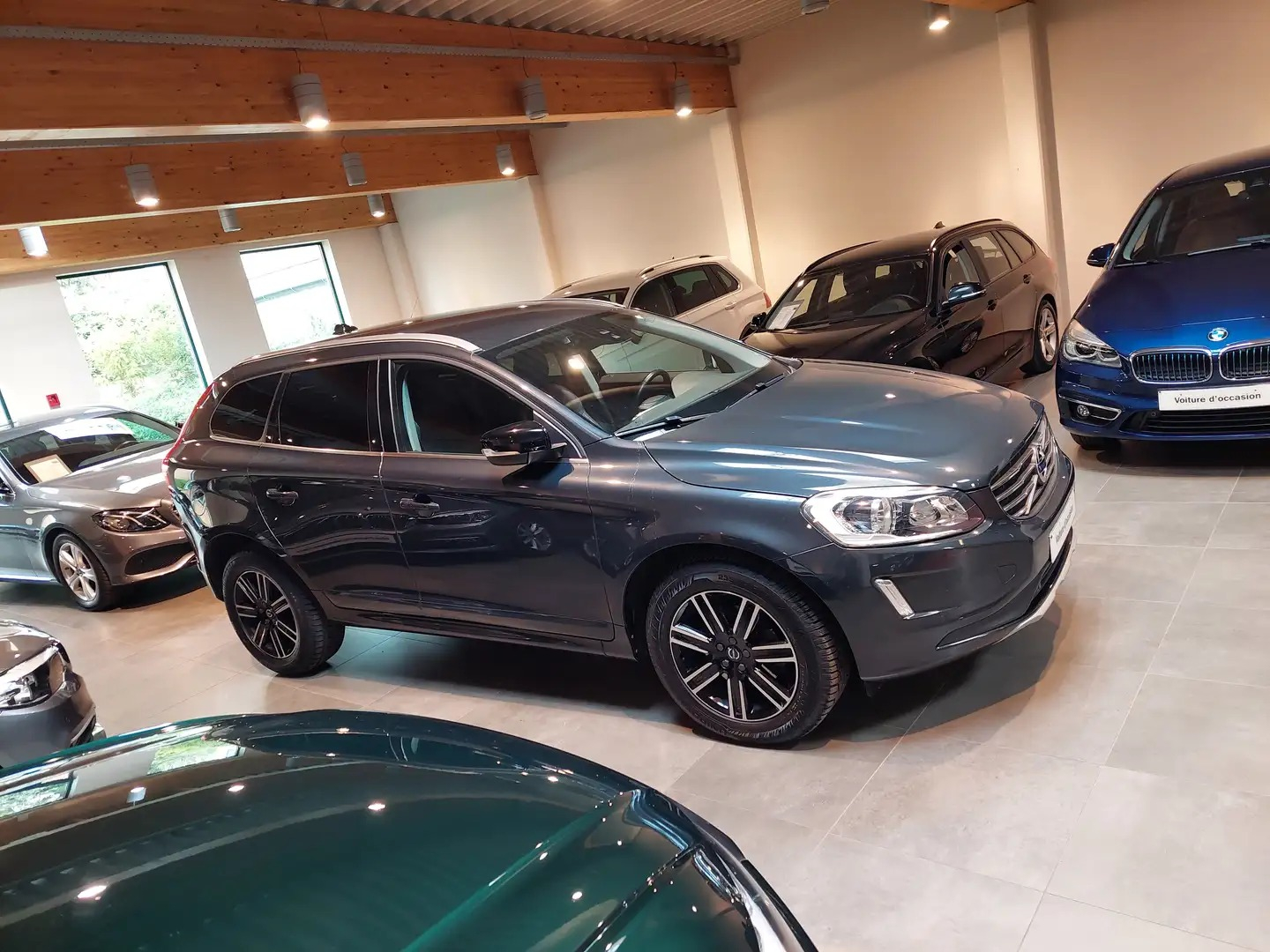 Volvo XC60 2.0 D3 AUTOMATIQUE – NAVI + CUIR