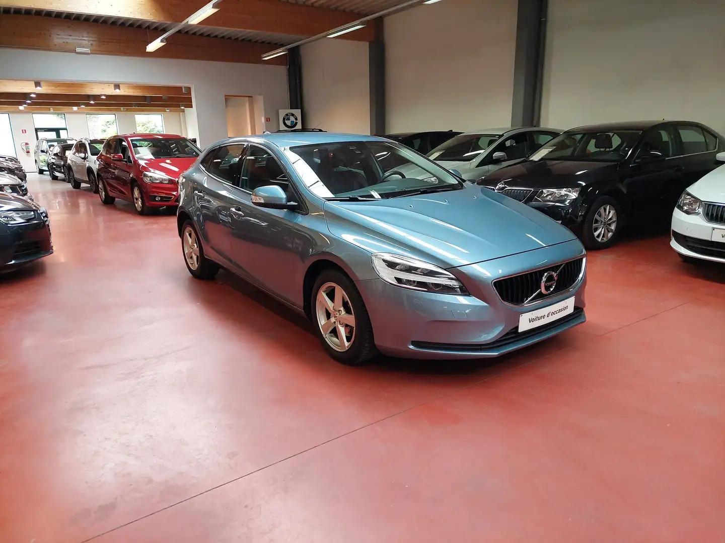 Volvo V40 D2 CUIR + NAVI + LED + Garantie