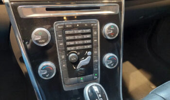 Volvo XC60 2.0 D3 AUTOMATIQUE – NAVI + CUIR complet