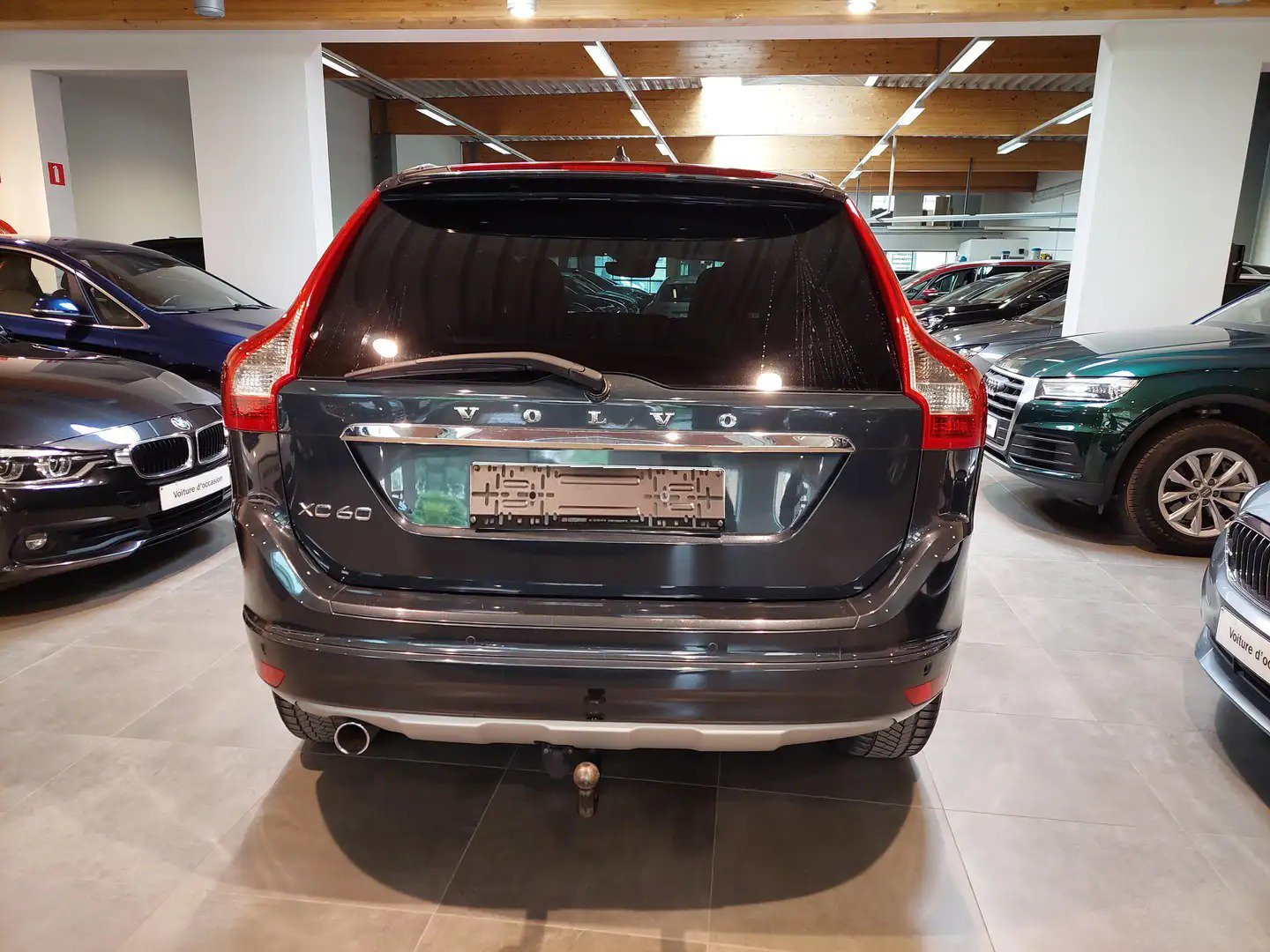 Volvo XC60 2.0 D3 AUTOMATIQUE – NAVI + CUIR