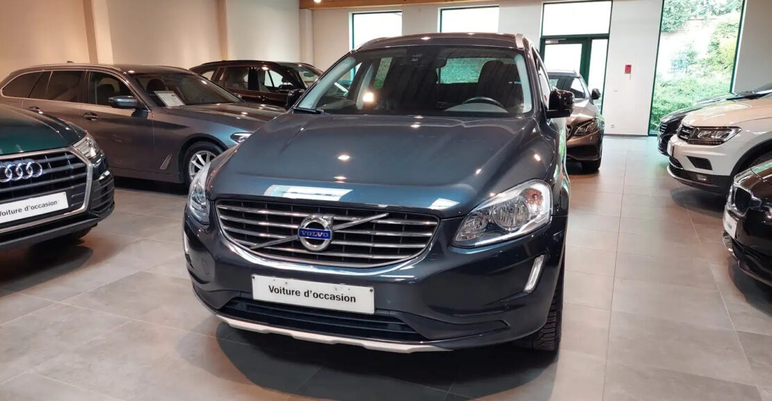 Volvo XC60 2.0 D3 AUTOMATIQUE – NAVI + CUIR complet