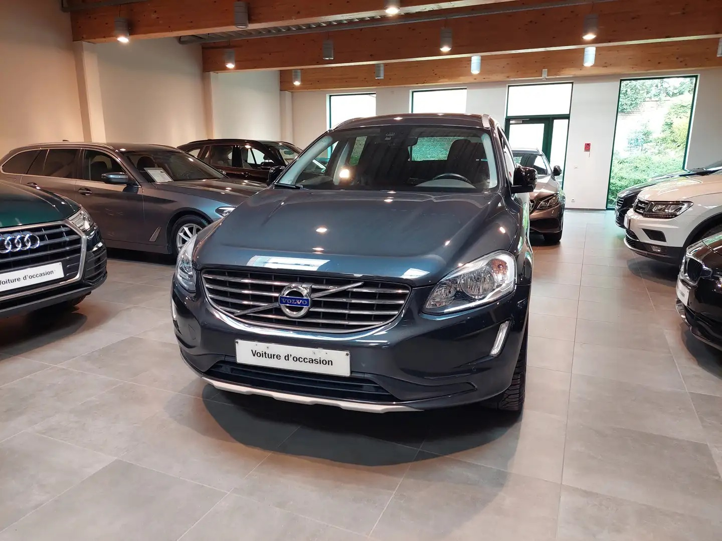 Volvo XC60 2.0 D3 AUTOMATIQUE – NAVI + CUIR
