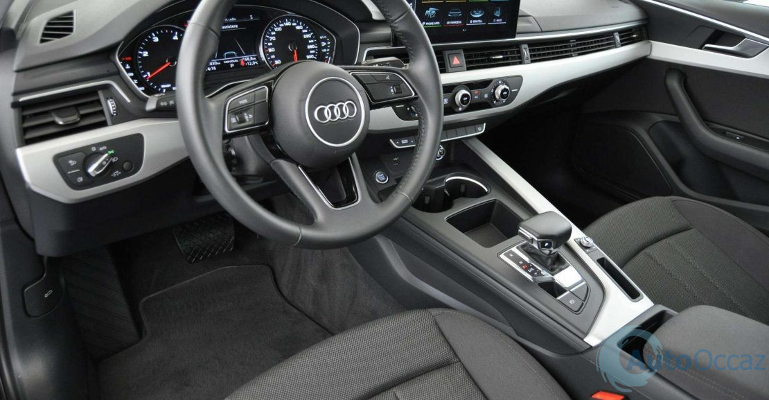 Audi A4 30 TDI 136 S tronic boite auto 7 S-TRONIC complet