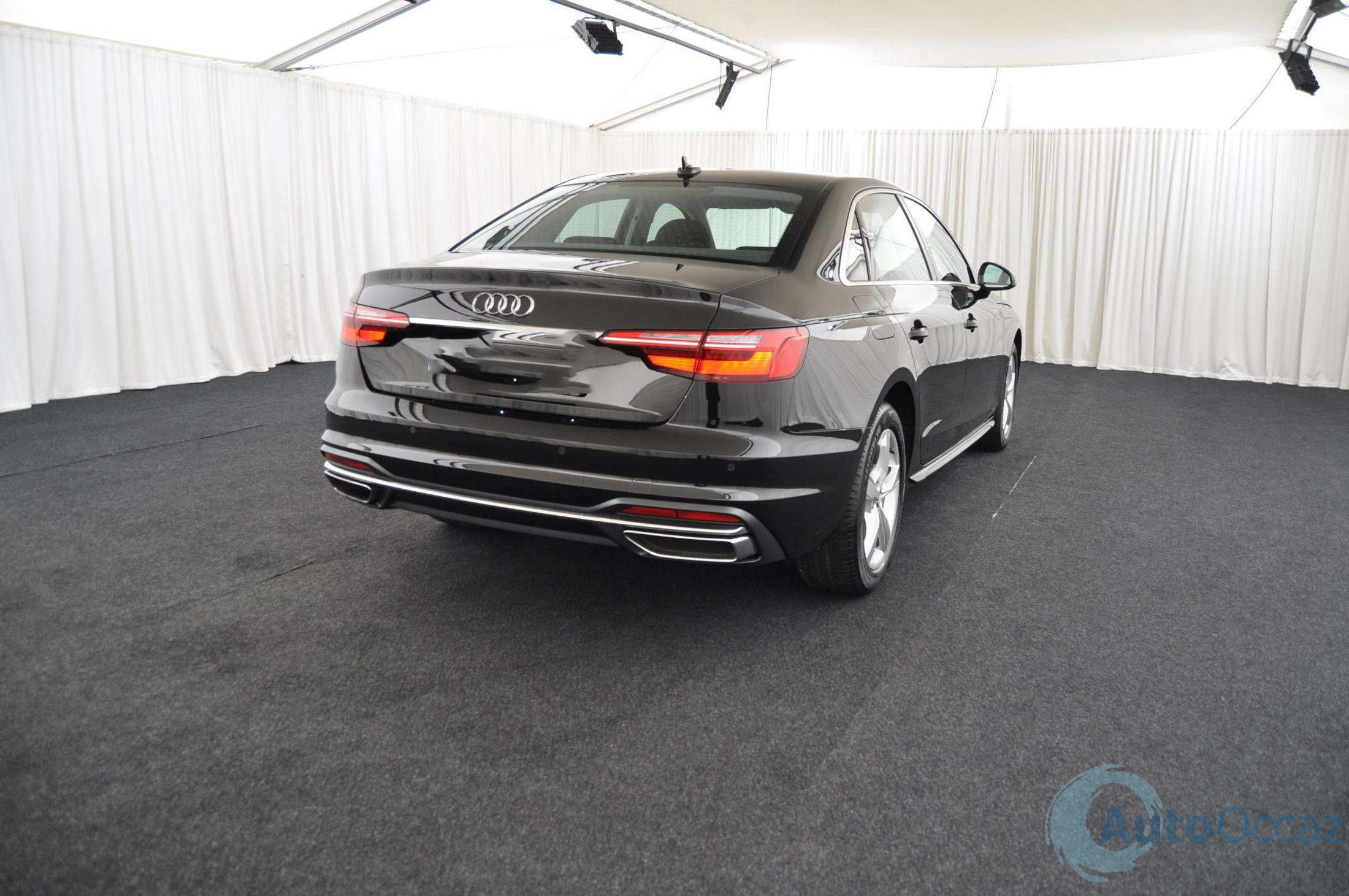 Audi A4 30 TDI 136 S tronic boite auto 7 S-TRONIC