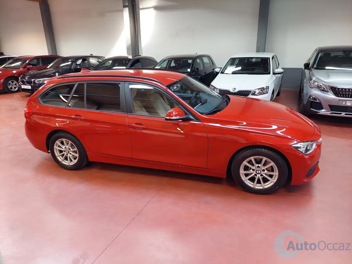 BMW 316 d Touring – LED + CUIR + NAVI + KeylessGo