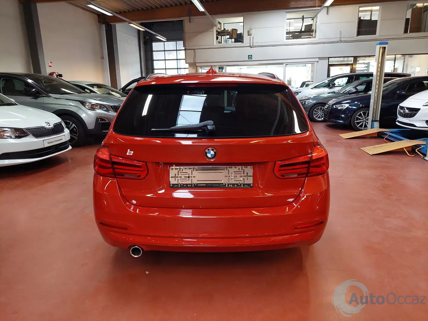 BMW 316 d Touring – LED + CUIR + NAVI + KeylessGo
