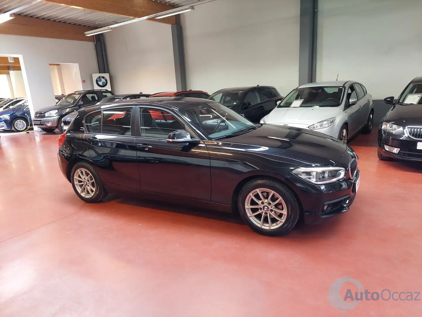 BMW 116i – essence – LED – NAVI – PDC