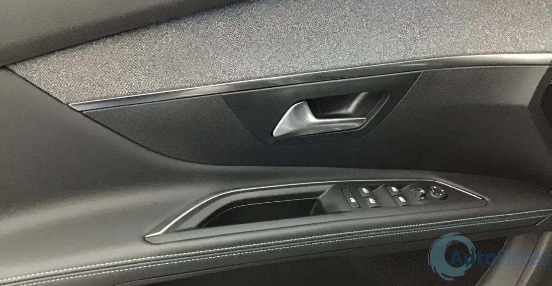 Peugeot 5008 Allure Phase 3 1.5 BlueHDi 130ch S complet