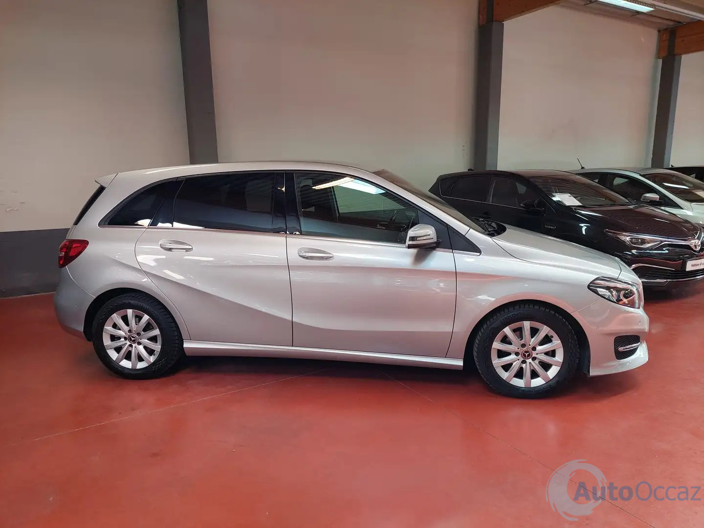 Mercedes-Benz B 180 d