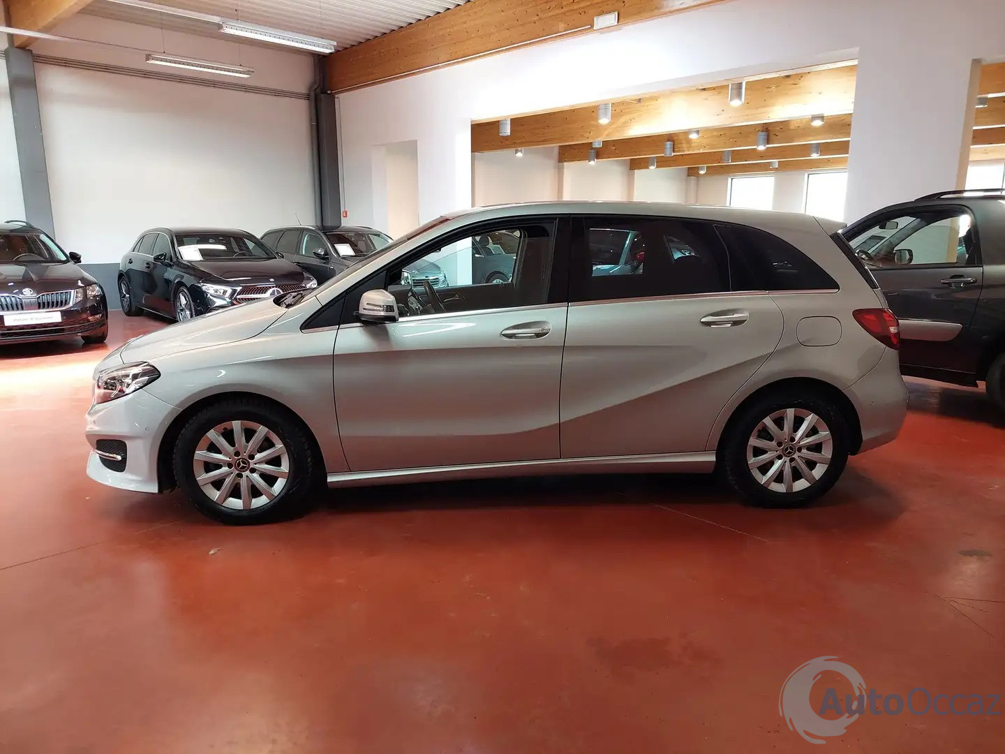 Mercedes-Benz B 180 d