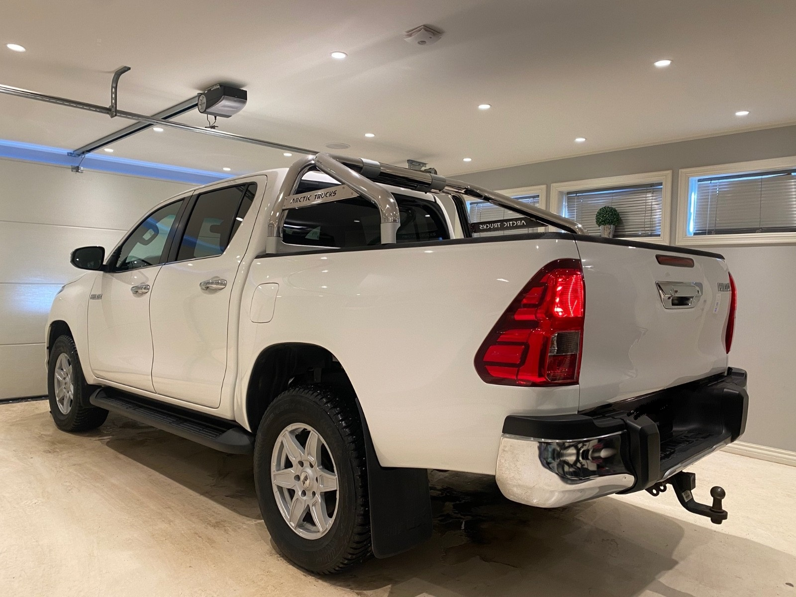 Toyota Hilux D-4D/2.4/150CH/ double cabine