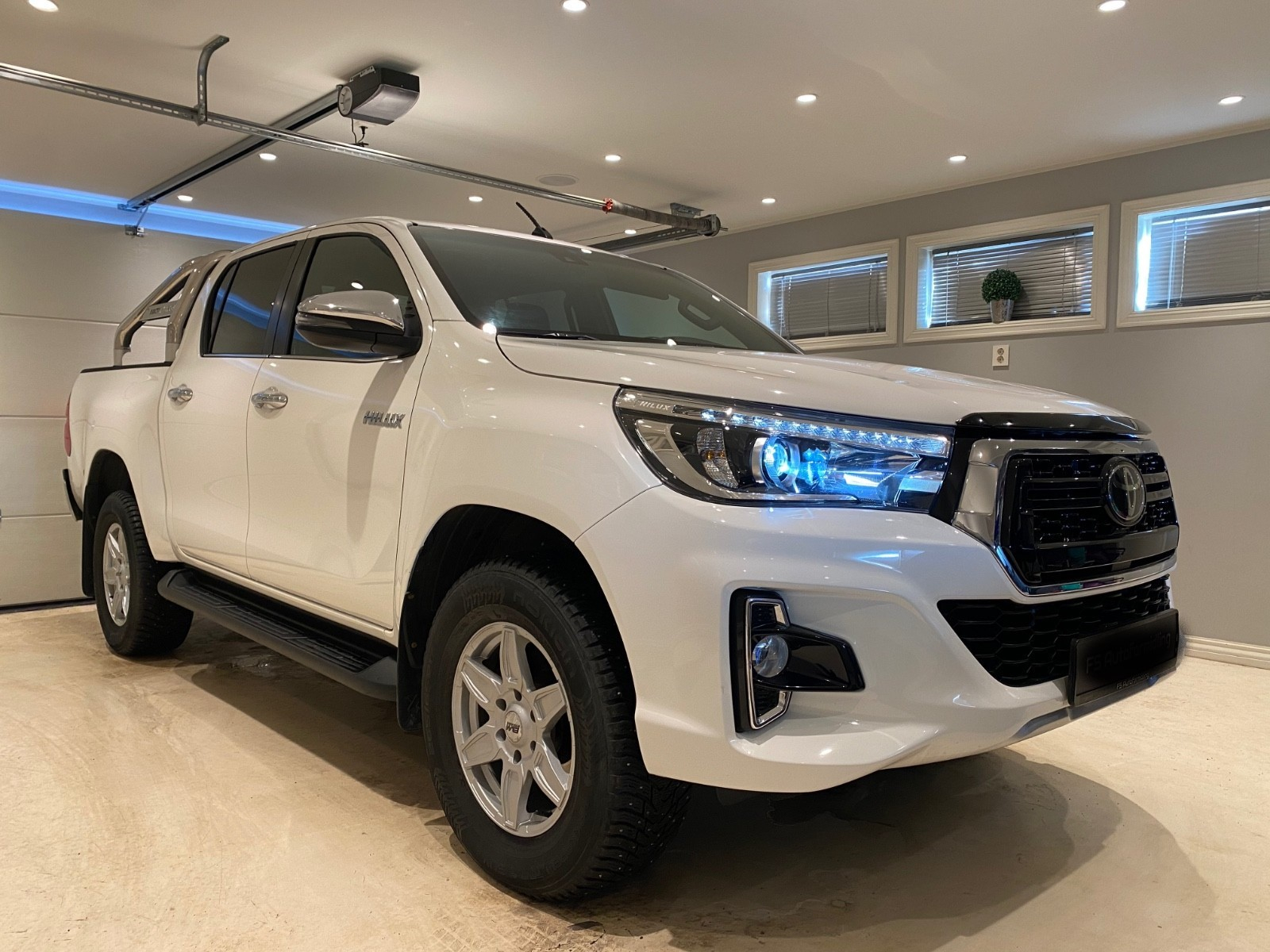 Toyota Hilux D-4D/2.4/150CH/ double cabine