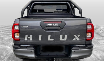 Toyota HiLux 2.8 204 ch X-Cab 4WD complet