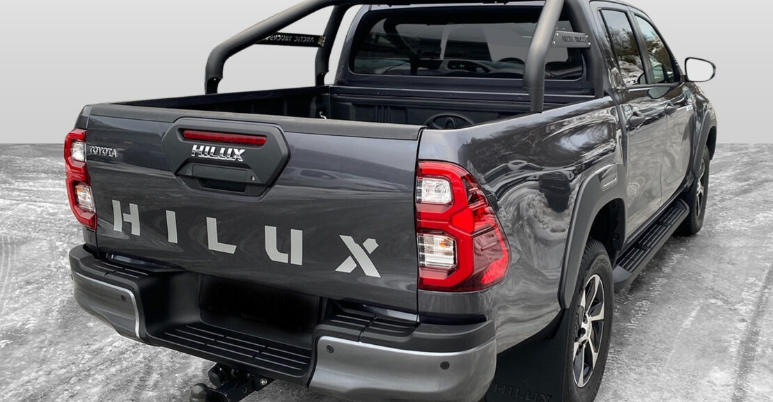 Toyota HiLux 2.8 204 ch X-Cab 4WD complet