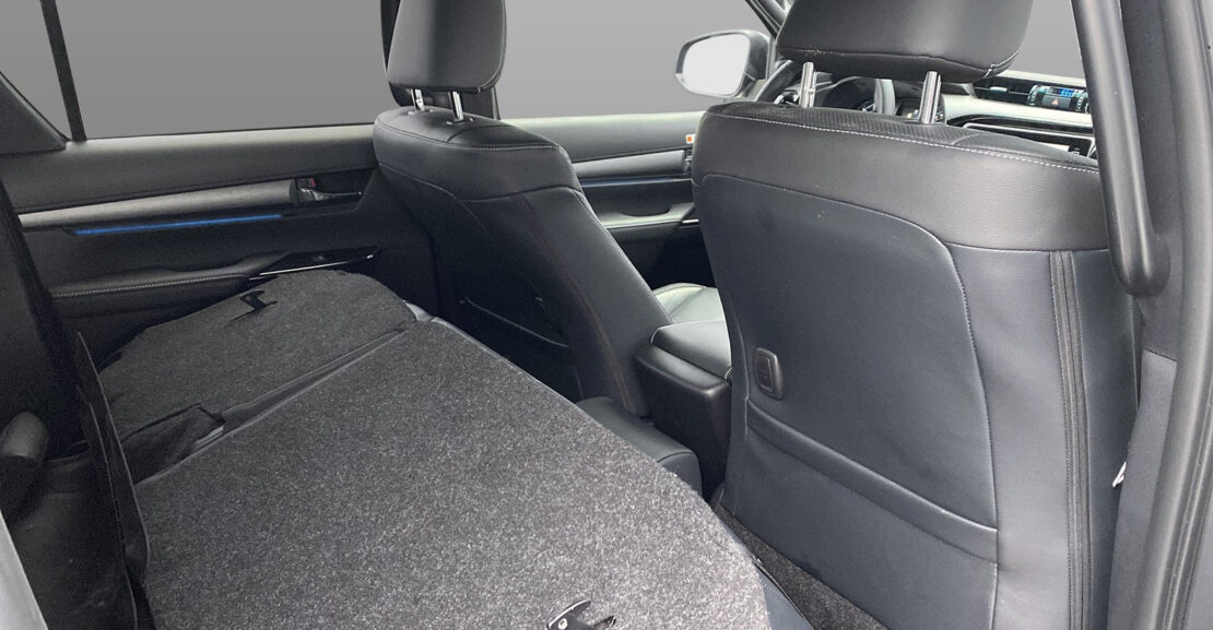 Toyota HiLux 2.8 204 ch X-Cab 4WD complet