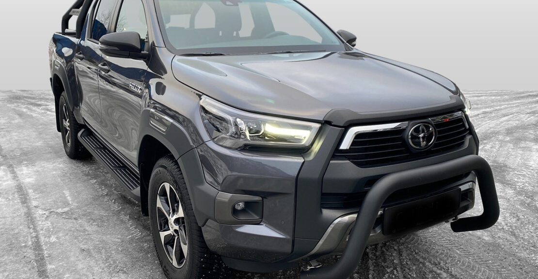 Toyota HiLux 2.8 204 ch X-Cab 4WD complet